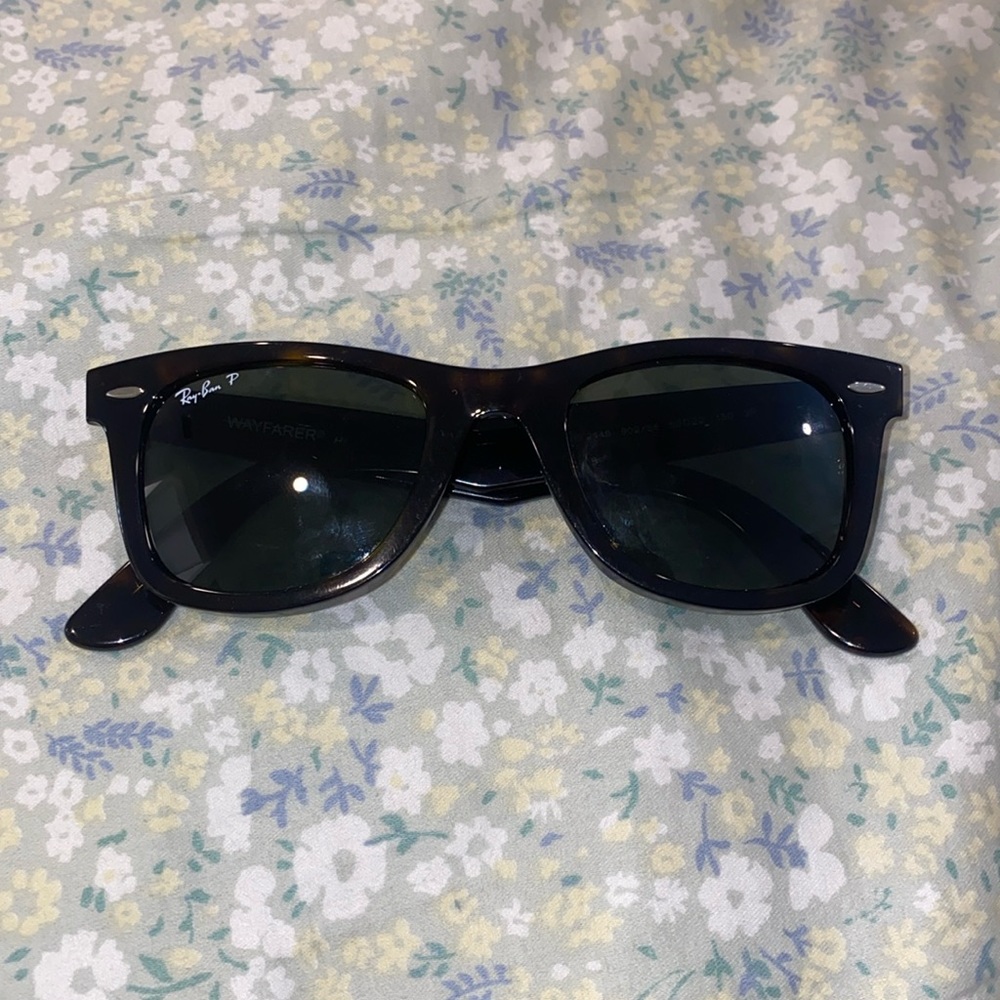 Ray bans
